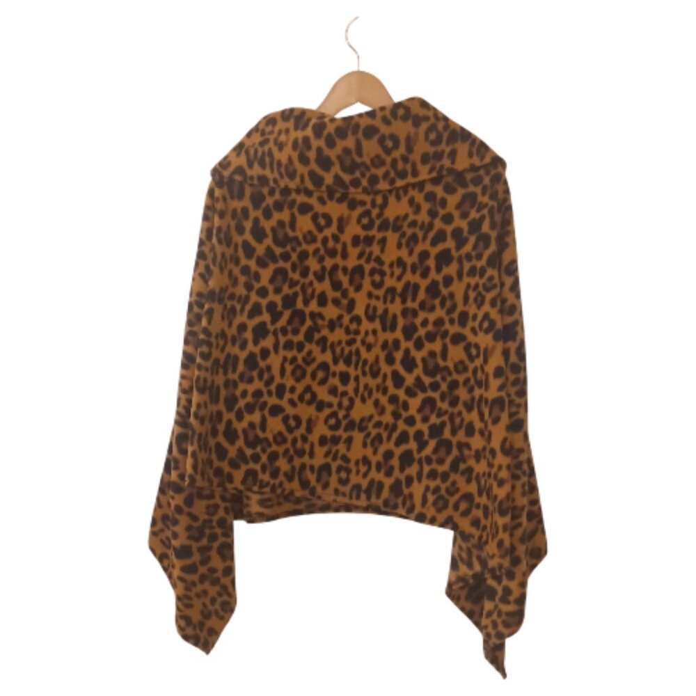 Le Moda Leopard Print Draped Flowing Caplet Shawl OS - Picture 3 of 7